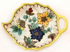 Iris Gouda kerámia tálka és tejkiöntő, kézzel festett, jelzett, apró lepattanás a tálkán, 14×19 cm, m:7,5 cm