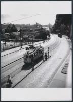 cca 1930 Budapest, 9-es villamos a Rudas fürdőnél, korabeli negatívról készült modern nagyítás, 13x1...
