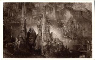 Aggteleki cseppkőbarlang, oszlopcsoport a főágban