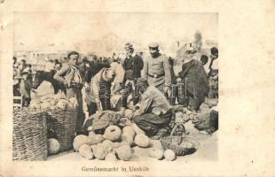 Gemüsemarkt in Uesküb / Macedoan folklore from Skopje, vegetable market, merchants (small tear)