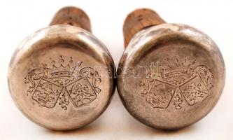 Ezüst(Ag)kupakos üvegdugó, nemesi címerrel, 2 db, jelzett, br: 54,6 g