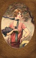 Italian golden art postcard, lady, Elite CCM 2586.