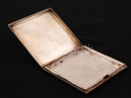 Négyzet alakú ezüst(Ag) púdertartó, fém betéttel, "Mici" felirattal, jelzett, nem záródik ...