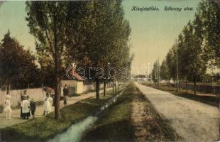 Kisújszállás, Rákóczi utca; kiadja Witz Márton