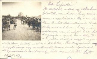 22 db RÉGI motívumlap, vegyes minőség, sok fotóval; művész, üdvözlő, vallás, uralkodó, katonai / 22 ...