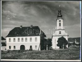Heltay Fotó: Óbudai templom az 1950-es években, hátoldalon feliratozva, 18x24 cm