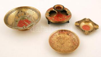 Indiai réz tárgyak, közte festett is, többsége jelzett, összesen: 4 db, d:8-14 cm