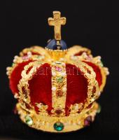 A "Királyi koronaékszerek" sorozatból: a norvég királyi korona, festett fém, ékszer díszdobozban, papír védőtokkal, jó állapotban