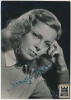 Sennyei Vera (1915- 1962) magyar színésznő, érdemes művész saját kezű aláírása egy őt ábrázoló fotón, 14x10cm