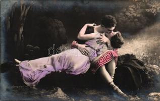 15 db RÉGI motívumlap; romantikus párok pár képeslap sorozattal / 15 old motive cards; romantic coup...