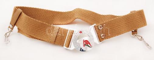 Úttörőszíj jó állapotban