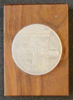 1972. "Nemzetközi Napló Kupa-Veszprém, kézilabda" emlékérem fa lapra montírozva