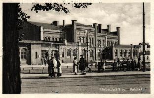 Halberstadt, Bahnhof / railway station (b)