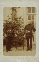 1912 Graz, Katonák tőrrel / soldiers with daggers (EB)