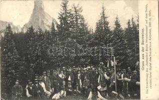 Bucovina, Bucowina; Die Einweihung des 'Erzbischof Repta Schutzhaus' auf dem Rareu. Verlag O. Kreindler / inauguration of an alpine tourist house, folklore