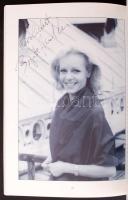 1997 A Bécsi Állami Operaház balettművészeinek aláírása a Wiener Staatsopernballett című könyvben