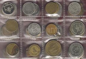 51db zseton, bárca, telefonérem stb. egész világ kis berakóban