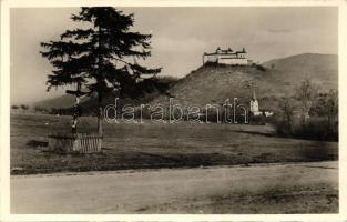 Krasznahorka-váralja, Mauzoleum, vár, Keresztre feszített Jézus szobor; vegyes minőség / mausoleum, castle, crucified Jesus statue; mixed quality - 2 db régi képeslap / 2 old postcards