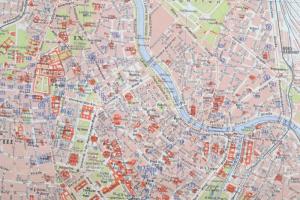 1938 Bécs térképe szállodajegyzékkel / 1938 Map of Vienna with list of the hotels 40x60 cm