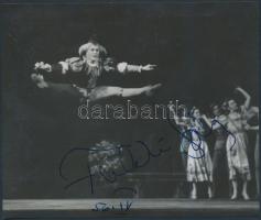 1956 Füleki Gyula (?-?) 1956-ban emigrált táncos aláírása őt magát ábrázoló fotólapon