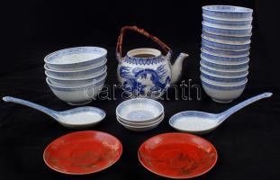 Kínai kék-fehér teás készlet, hiányos, jelzett, sérült