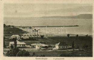 Balatonboglár, Gőzhajókikötő