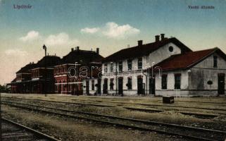 Lipótvár, Újvároska, Leopoldov; Vasútállomás / railway station