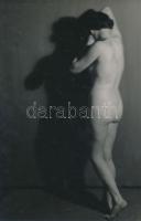 cca 1940 Korschelt Miklós (1900-1982) feliratozott, pecséttel jelzett vintage fotóművészeti alkotása, 22x14 cm