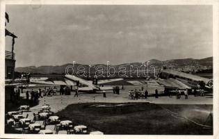 Budaörs, Repülőtér, repülőgépek szvasztikával, az egyik 'Preussen' azaz 'Poroszország' felirattal