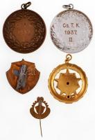 5db vegyes sportérem és szocialista kitüntetés, jelvény, közte "Önkéntes Tűzoltó" aranyozo...