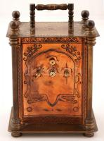 Baron ébresztős utazóra, díszített réz házban, működik, m:21 cm