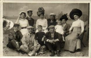 1910 Blankenberge, sailors, family group photo (EK)