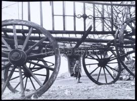 1973 Süli István: Forráskúti riport, feliratozott vintage fotóművészeti alkotás, 30x40 cm