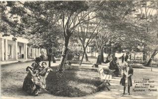 Lippa-Savanyúkút fürdő, Park / spa park