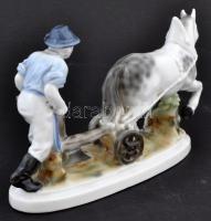 Szántó paraszt, kézzel festett, jelzett (HS), hibátlan, h:24 cm, m:13 cm