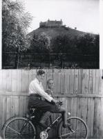 cca 1935 Felvidéki fotólelet, Matheisel Józse rozsnyóbányai fotográfus hagyatékában őrzött 12 db negatívról készült mai nagyítás, vegyes témák, 10x15 cm