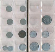 143db vegyes magyar és külföldi fémpénz berakólapokon és két albumba rendezve, közte jobb darabokkal...