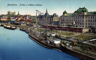 Pozsony, Bratislava; Priboj és a kormányzati épületek, uszály / Priboj and government buildings, barge