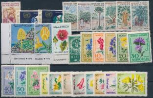 Flower 1960-1973 8 sets + 1 individual value, Virág motívum 1960-1973 8 klf sor + 1 önálló érték 2 db stecklapon