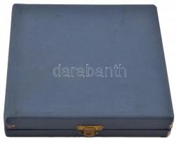 Veszely Jelena (1917- ) DN "Tihany" egyoldalas Br plakett dísztokban (112mm) T:2
Hungary ...