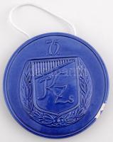 DN "Ráskai Lea és Kossuth Zsuzsa" kék színű, akasztható porcelán plakett dísztokban (125mm...