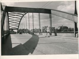 1957 Heltay Fotó: Szeged, belvárosi híd, jelzetlen fotó, 18x24 cm