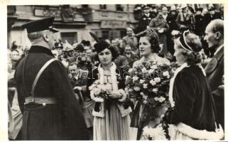 1938 Komárom, Komárno; bevonulás, Horthy Miklós / entry of the Hungarian troops, Horthy (ragasztónyom / gluemark)