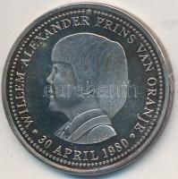 Hollandia 1980. "Vilmos Sándor, Oranje hercege" jelzett Ag emlékérem eredeti tokban (8.09g...