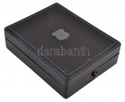 "Primus" gravírozású láncos fém óratok, cs. kir. udvari órásmester szárazpecsétjével ellát...