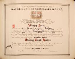 1948 A budapesti Katolikus Női Szociális Képző általános szociális munkási kinevező oklevele, Slachta Margit (1884-1974) elnök, politikus és Szappanyos Béla (1913-2000) érseki biztos aláírásaival, 2 forint okmánybélyeggel