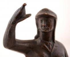 Olcsai Kiss Zoltán (1895-1981): Munkásőrlány a galambbal. Bronzírózott műgyanta, jelzett, fa talapza...