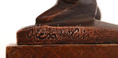 Olcsai Kiss Zoltán (1895-1981): Munkásőrlány a galambbal. Bronzírózott műgyanta, jelzett, fa talapza...