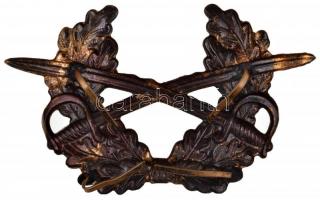 DN Tölgykoszorú kardokkal, Br jelvény (43,5x74,5mm) T:2