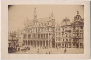 cca 1880 Maison du Roi, Brüsszel, korabeli keményhátú fotó,15x22cm